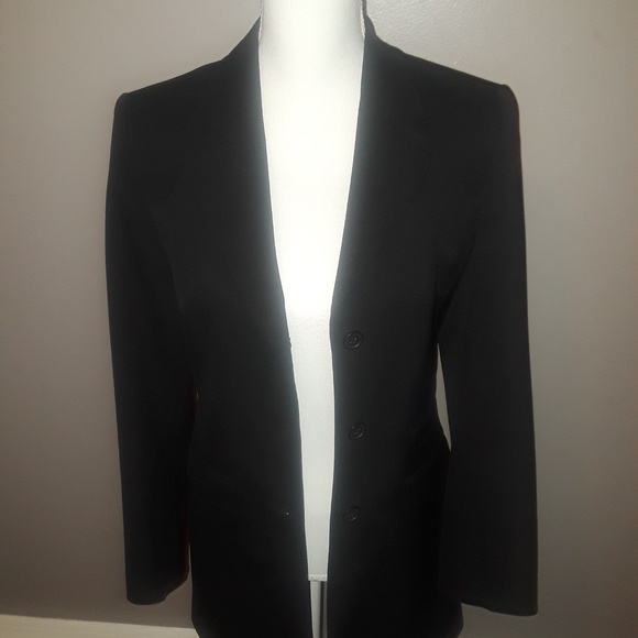 Meet your Posher, Felicia - Picture 4 of 5